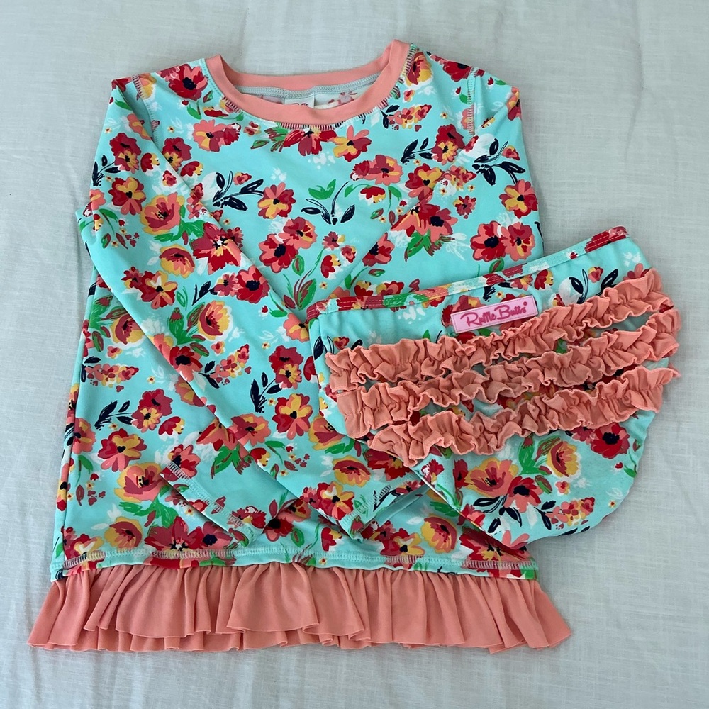 Ruffle Butts 2 Piece Floral Girl’s Swimsuit Size 7 EUC